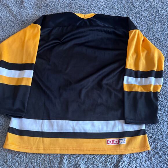 Vintage 80-90s CCM NHL Pittsburgh Penguins 1st Gen Skating Penguin Jersey Mens M - Picture 5 of 7